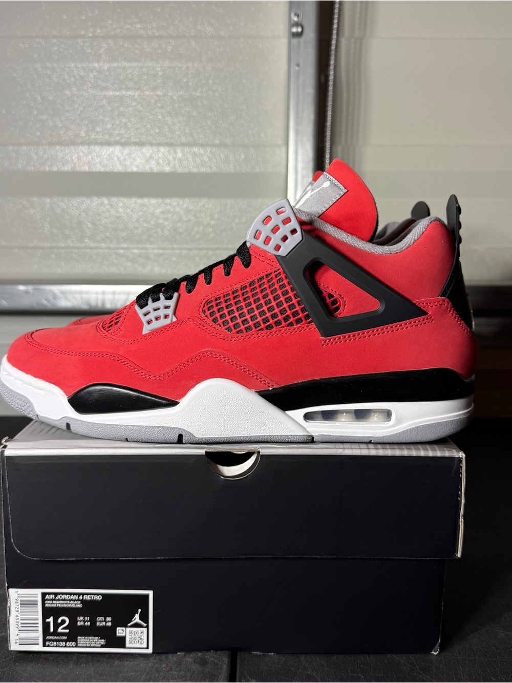 Size 12 - AJ 4 Toro Bravo